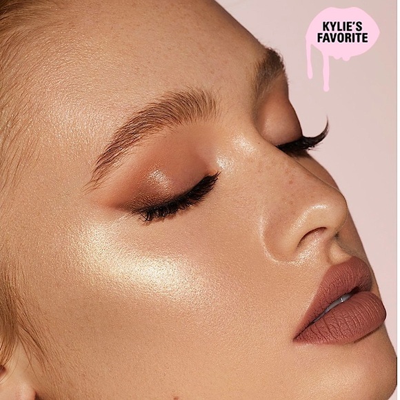 ‼️LAST ONE‼️ 🎉HP🎉🆕🩷KYLIE COSMETICS: “SALTED CARAMEL” KYLIGHTER - Picture 4 of 7